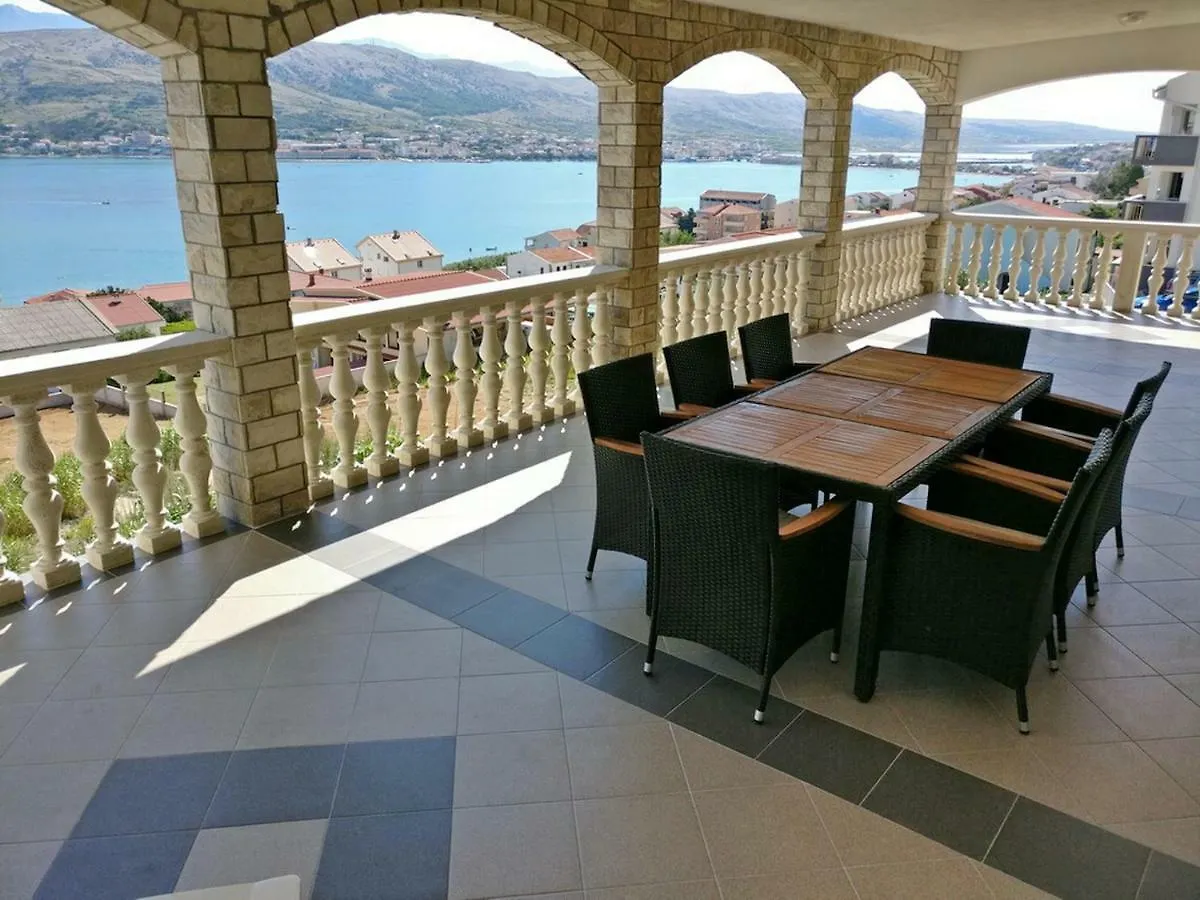 Apartments Villa Anastazija Pag Town Kroatien